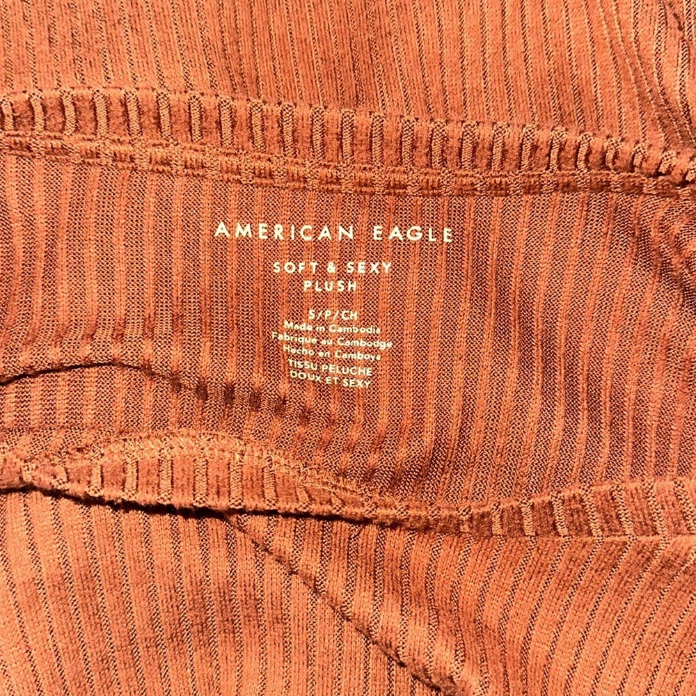 AMERICAN EAGLE Womens Plush Long Sleeve Orange Blouse Size S - Picture 3 of 4